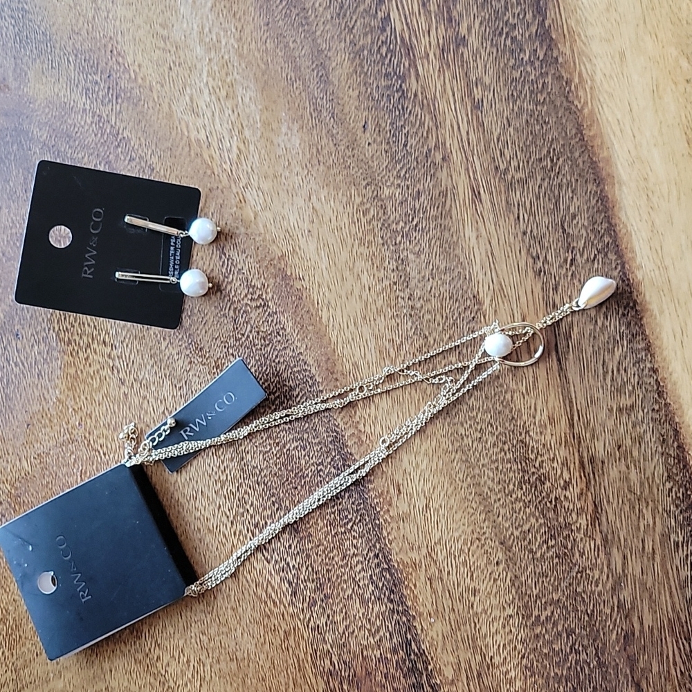 RW & Co Earrings and necklace set - Picture 1 of 4